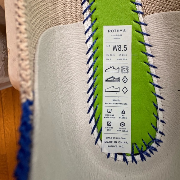 Rothy's Knot Flat in Ecru. Size 8.5. NWT - Picture 10 of 10